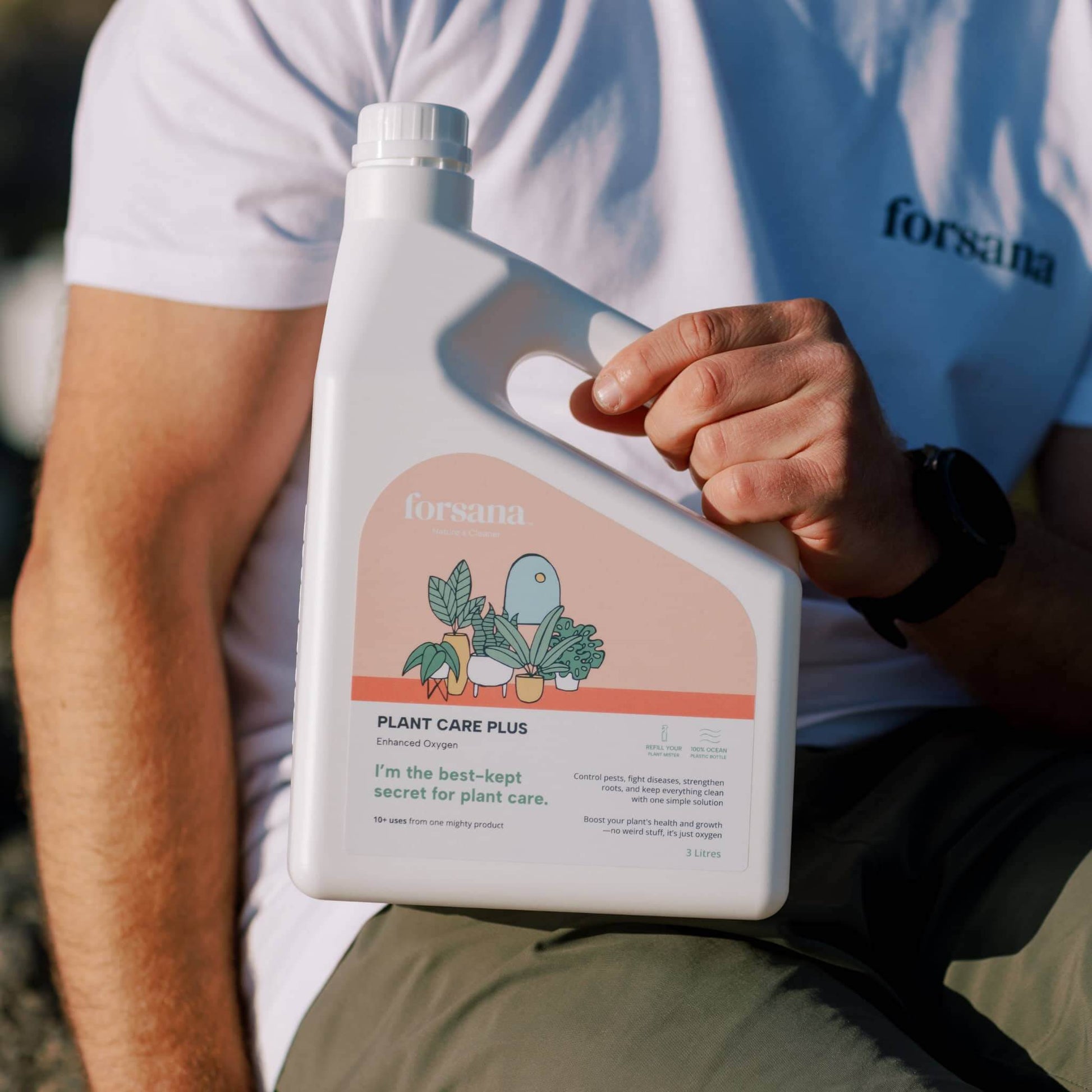 Forsana Plant Care Plus 3L Refill - Enhanced Hydrogen Peroxide for Plants in hand